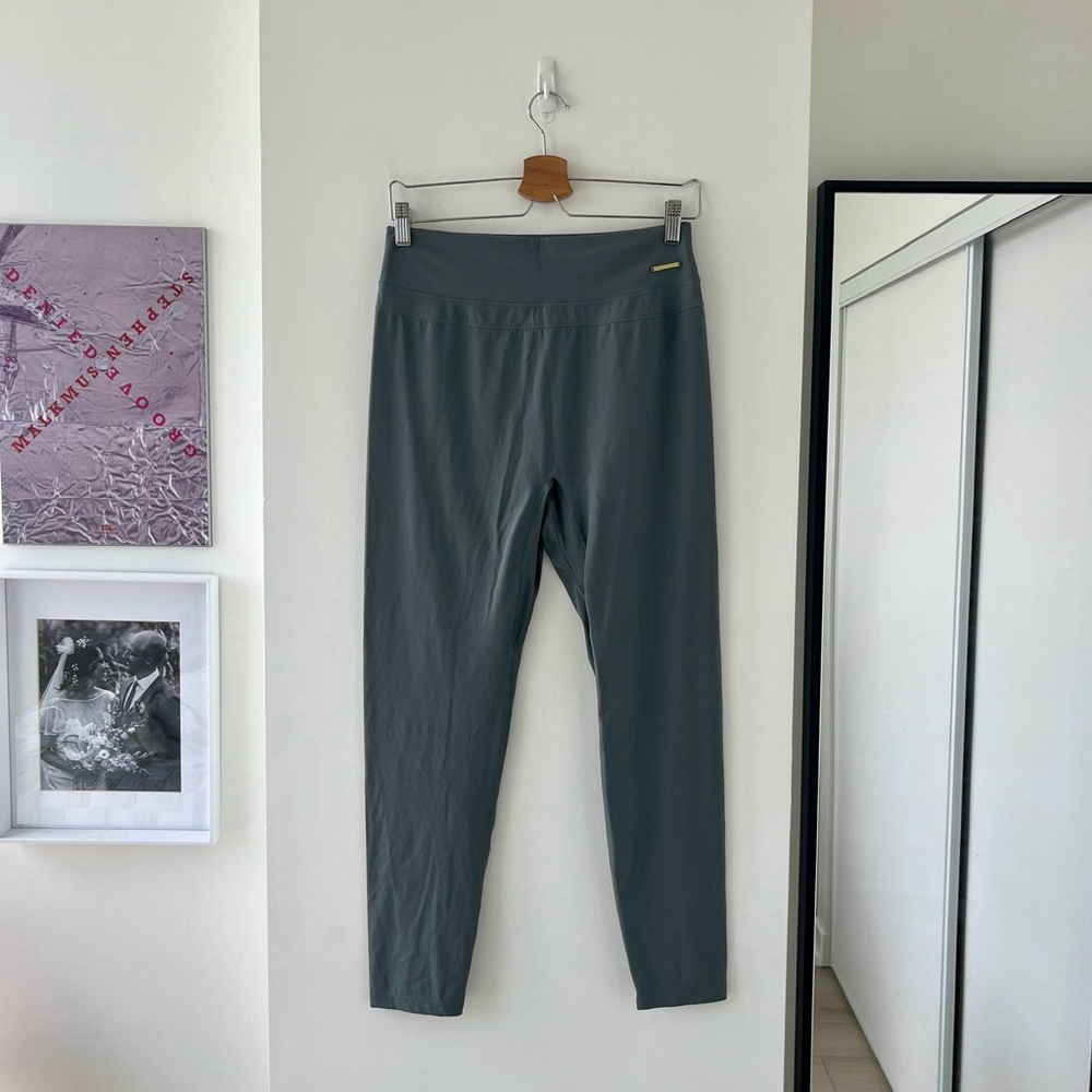 Whitney Simmons High Rise Leggings - Eucalyptus - Picture 3 of 8